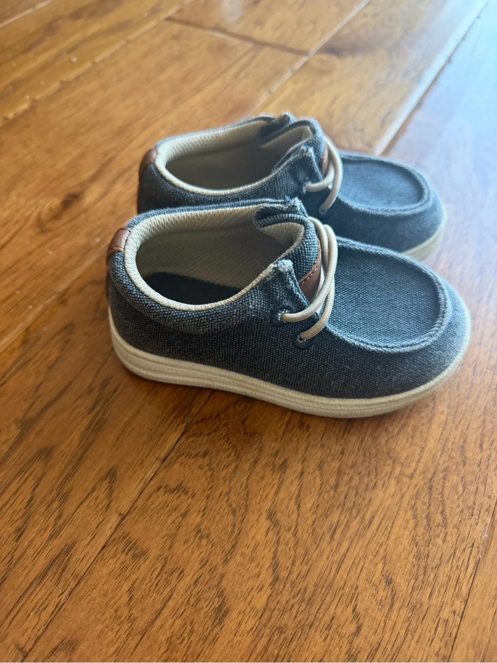 Old Navy Kids Canvas Boat Shoes duo - Blue and Light Gray toddler boy size 7
